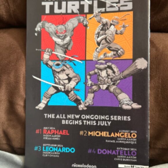 Teenage Mutant Ninja Turtles #1 (FCBD) IDW Who Is Nightwatcher? - Picture 2 of 2